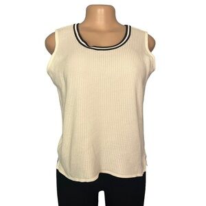 Ming Wang White and Black Trim Knit Blouse